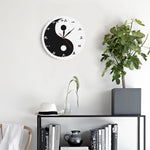 horloge design yin yang