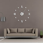 horloge murale love