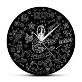 horloge murale tatouages 